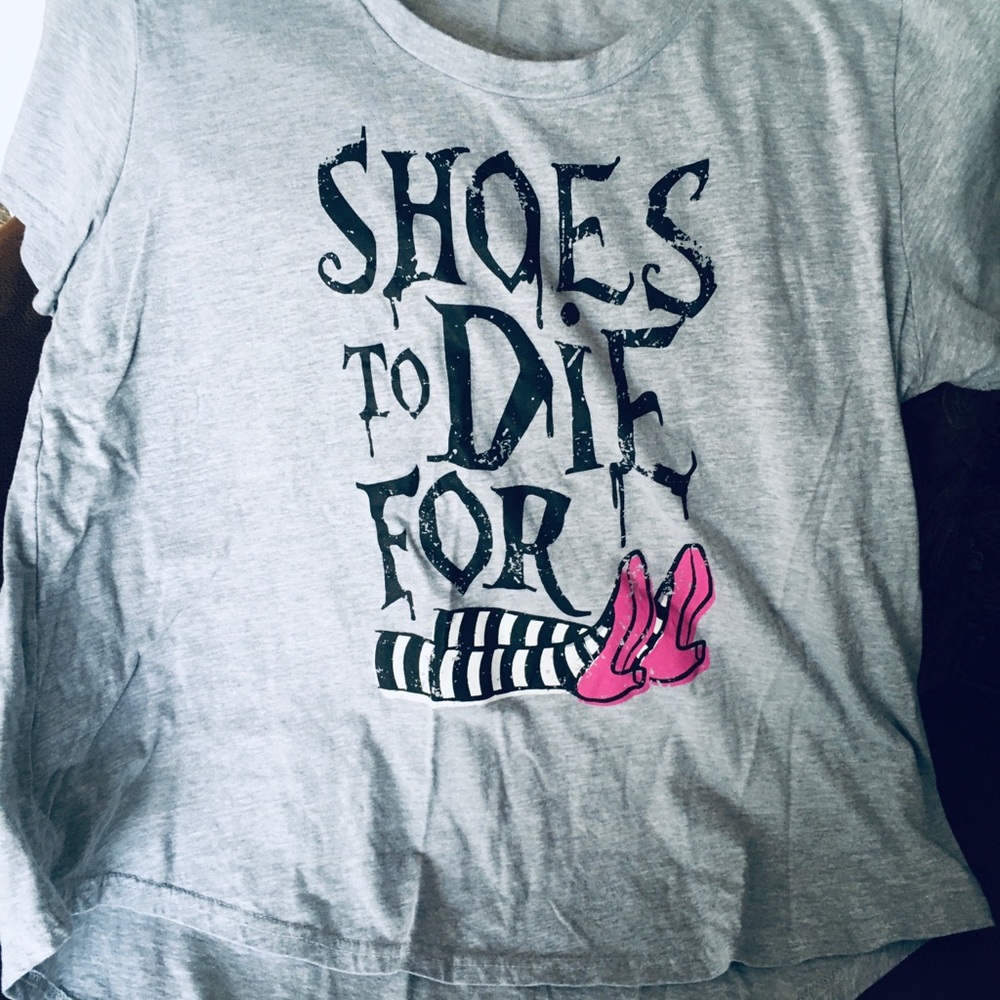 Tee shirt